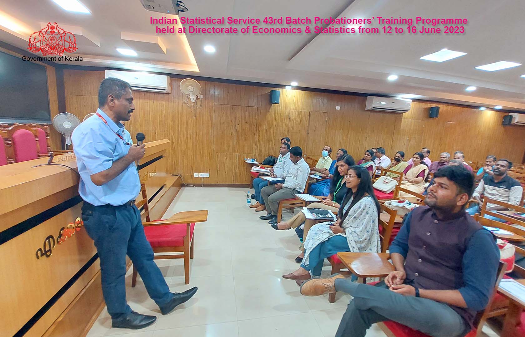 Director Sri. Sreekumar B addressing the ISS probationers and Directorate officers