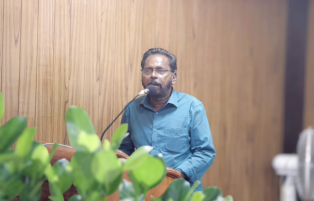 World Environment Day Celebration held at DES on 5 June 2024. Sri. Enchakkad Balachandran addressing the function.