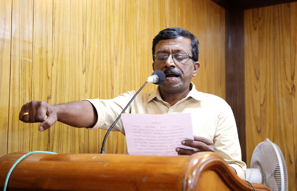 World Environment Day Celebration held at DES on 5 June 2024. Sri. Sabu, Research Assistant reciting the Environment Pledge.